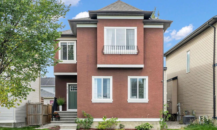 123 Elgin Meadows Way SE