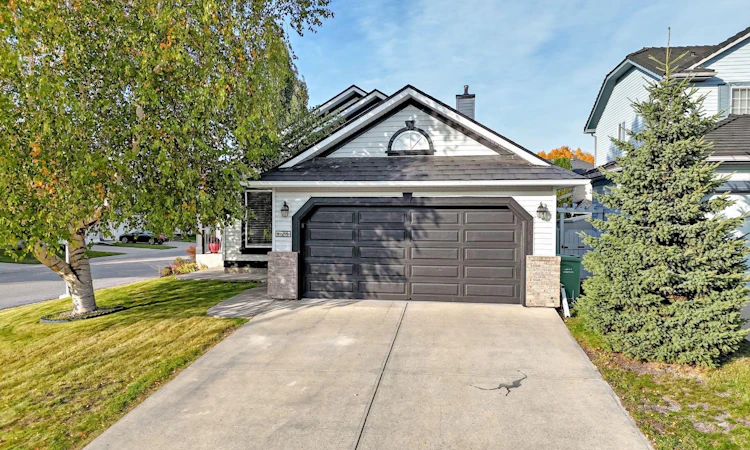 28 Douglasview Rise SE