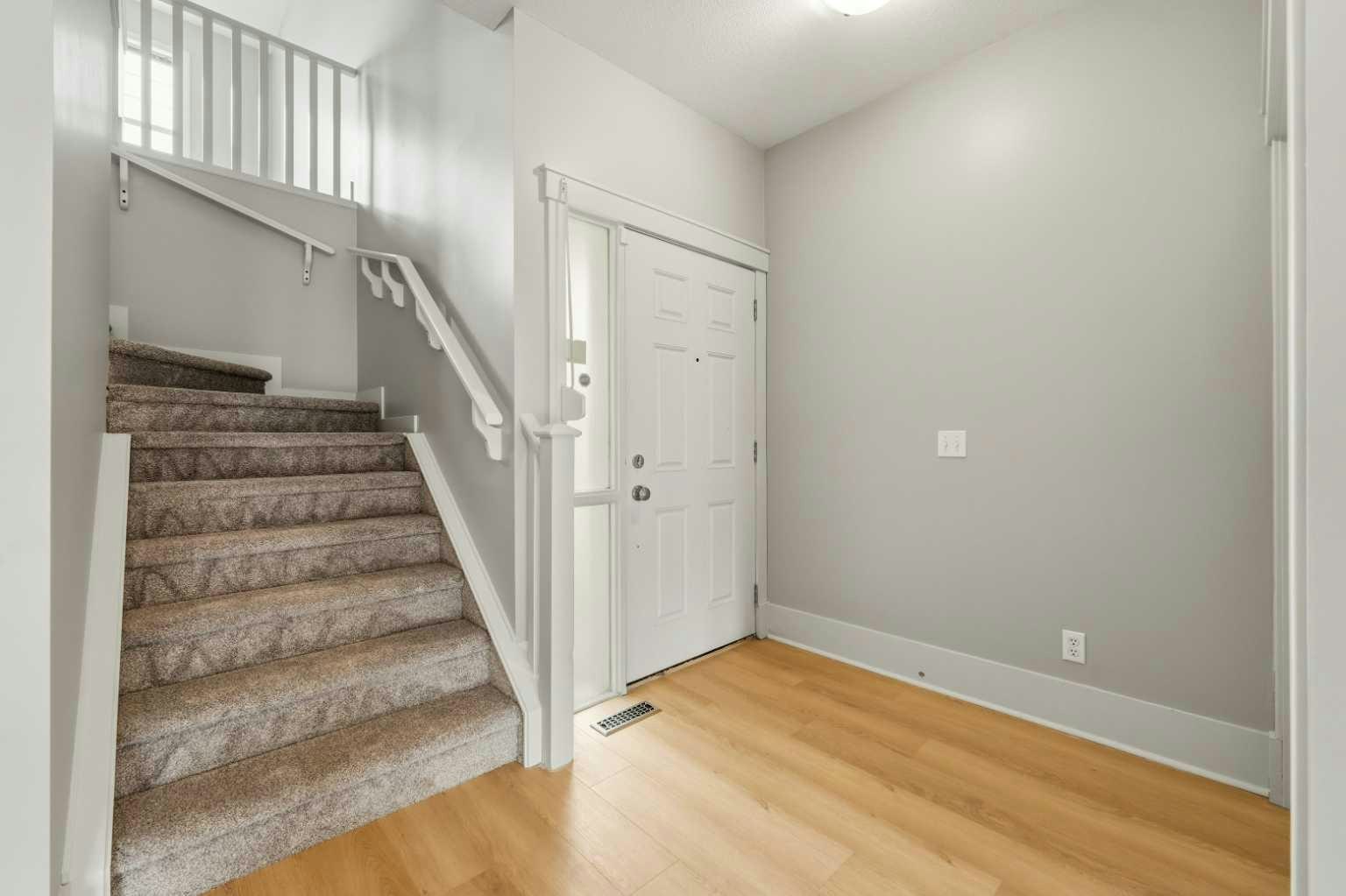 16 Cougartown Place SW - 3