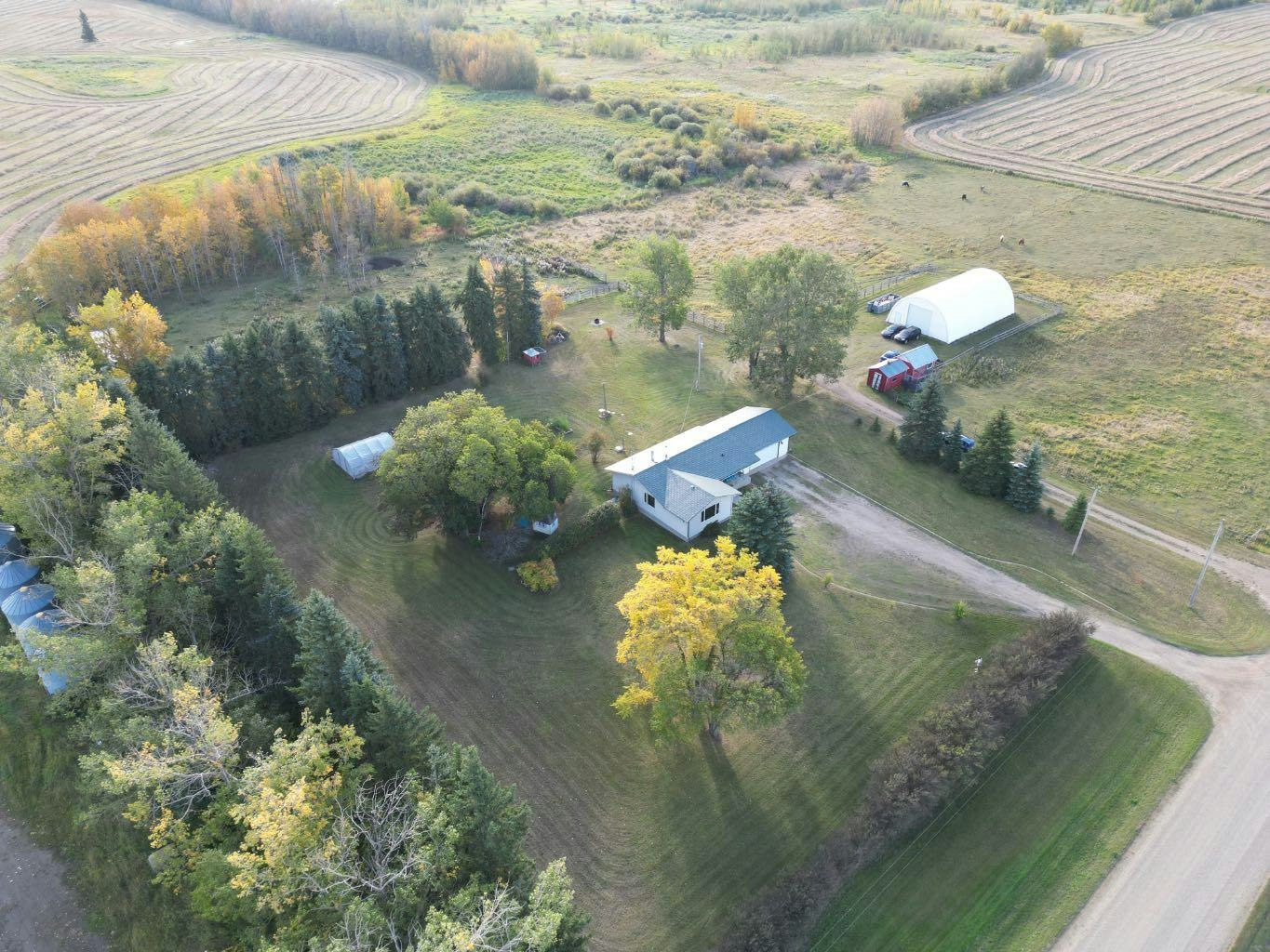 433049 Range Road 274, Rural Ponoka County, AB, T4J 1R4