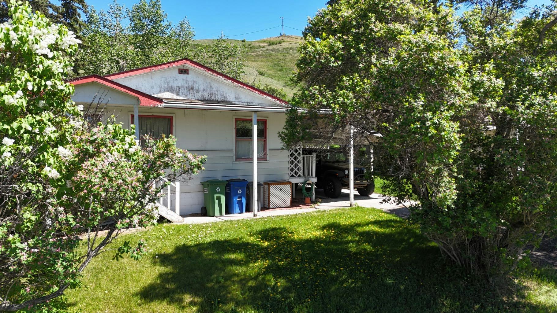 332 Third Street W, Cochrane, AB, T4C 1Z6