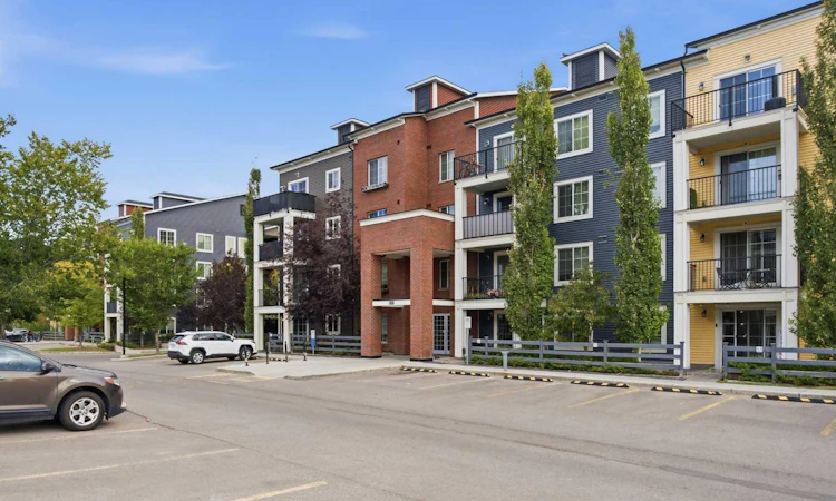 2410-99 Copperstone Park SE