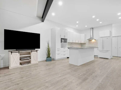 303-1212 13 Street SE - 2