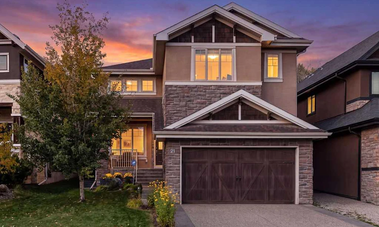 21 Ascot Crescent SW