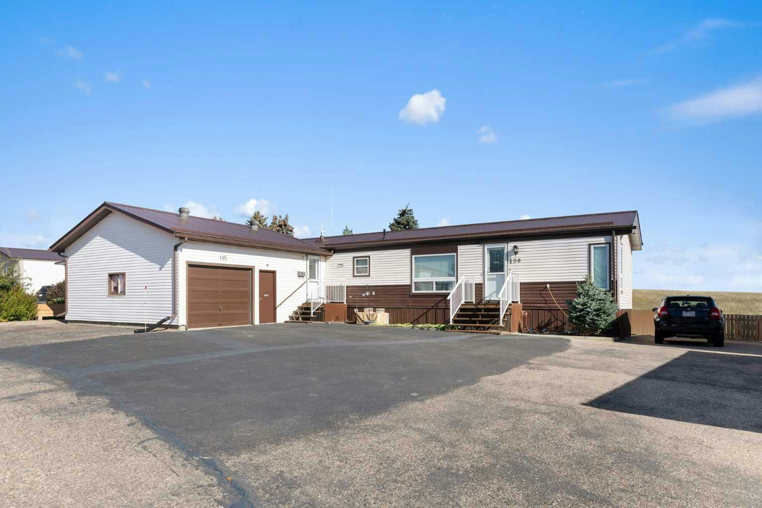 195 Fairchild Street SW, Medicine Hat, AB, T1A 7Z6