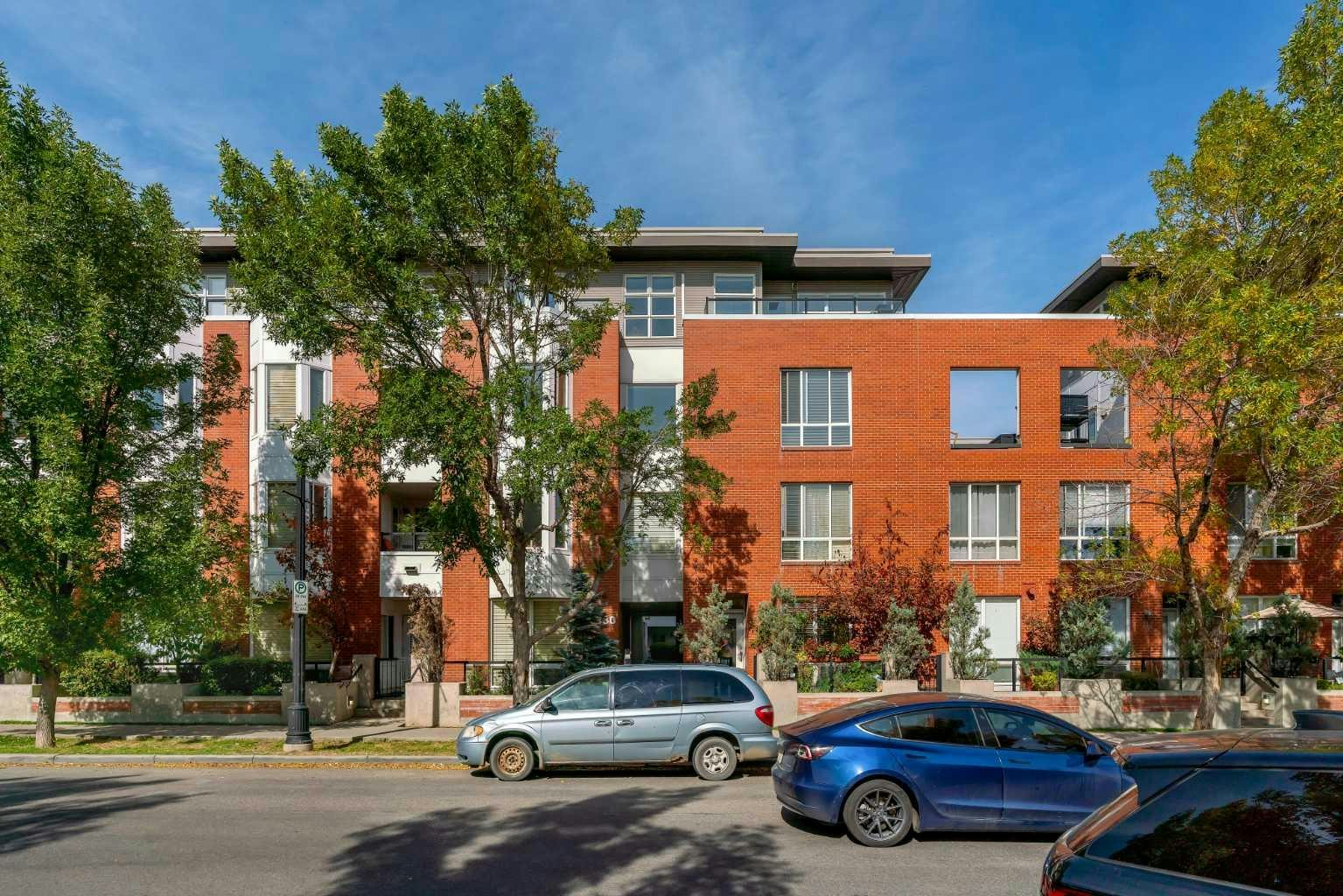 302-830 Centre Avenue NE, Calgary, AB, T2E 9C3