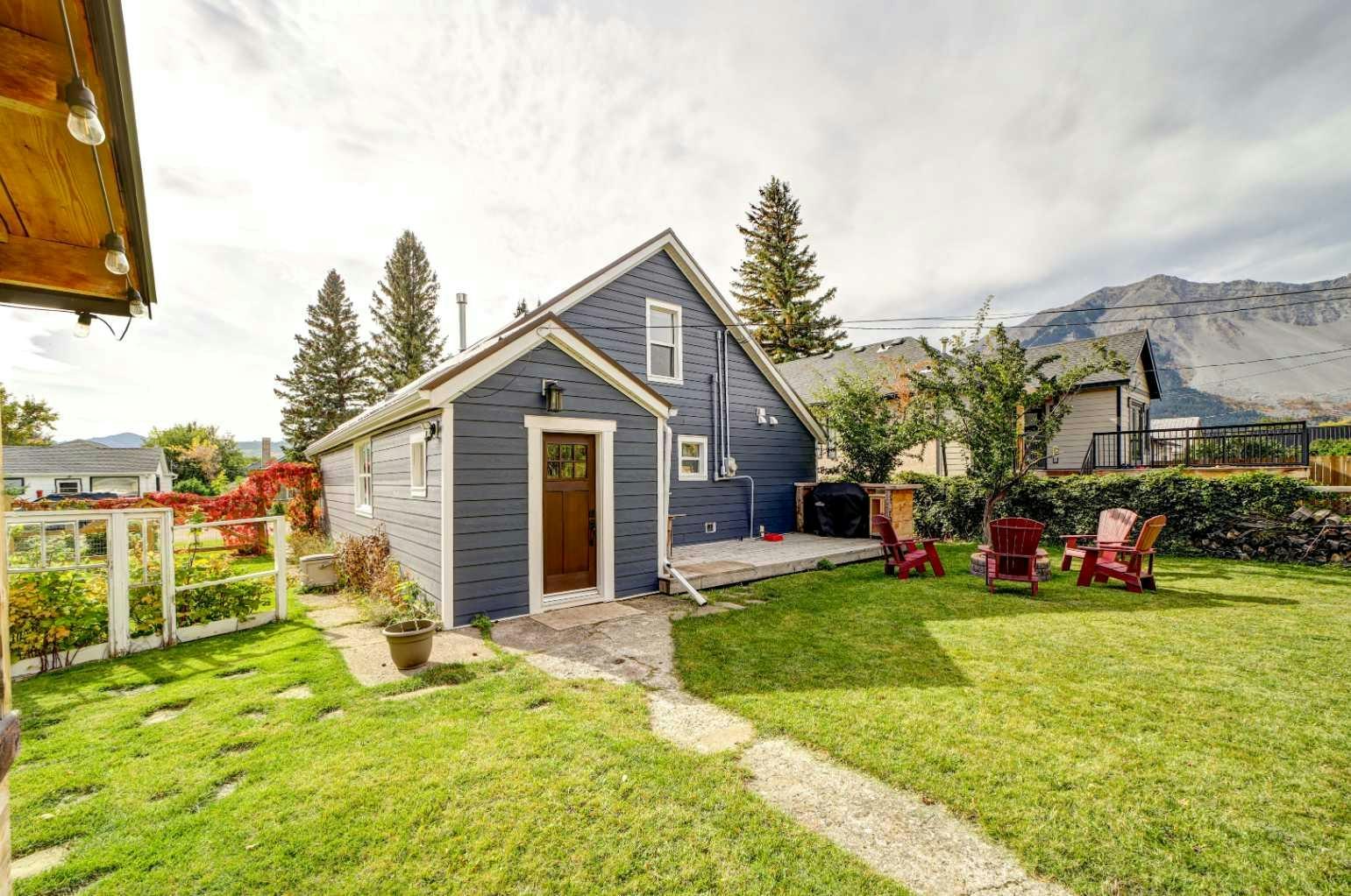 2526 211 Street, Crowsnest Pass, AB, T0K 0C0