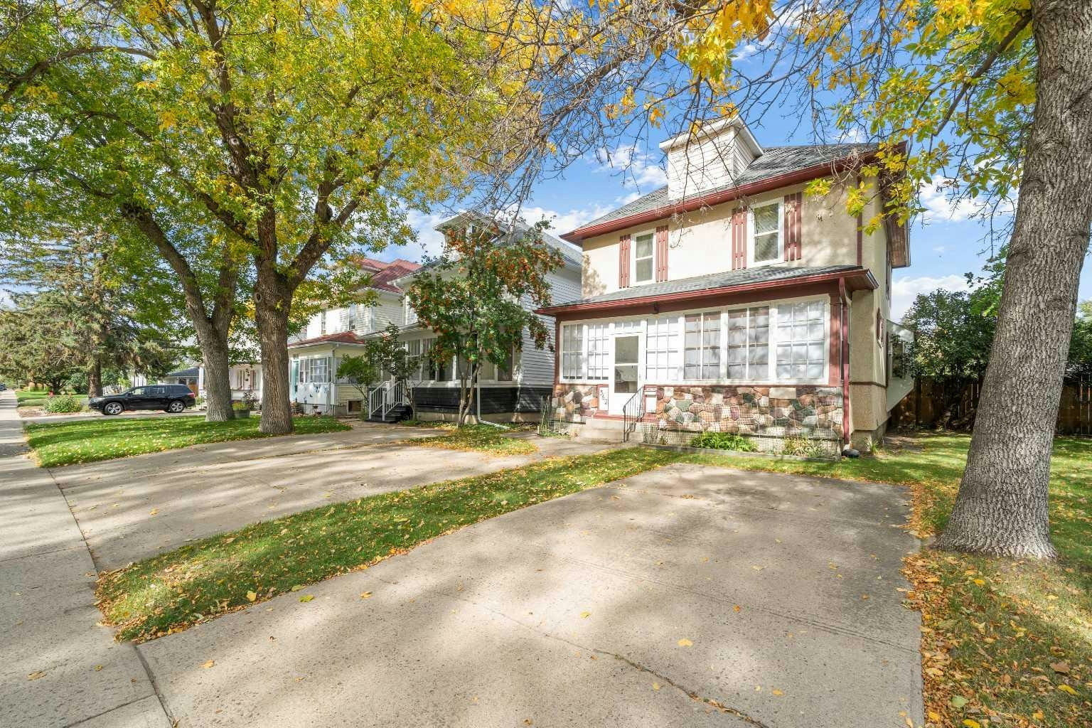362 7 Street SE, Medicine Hat, AB, T1A 1J7