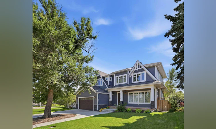 2223 Glenwood Drive SW