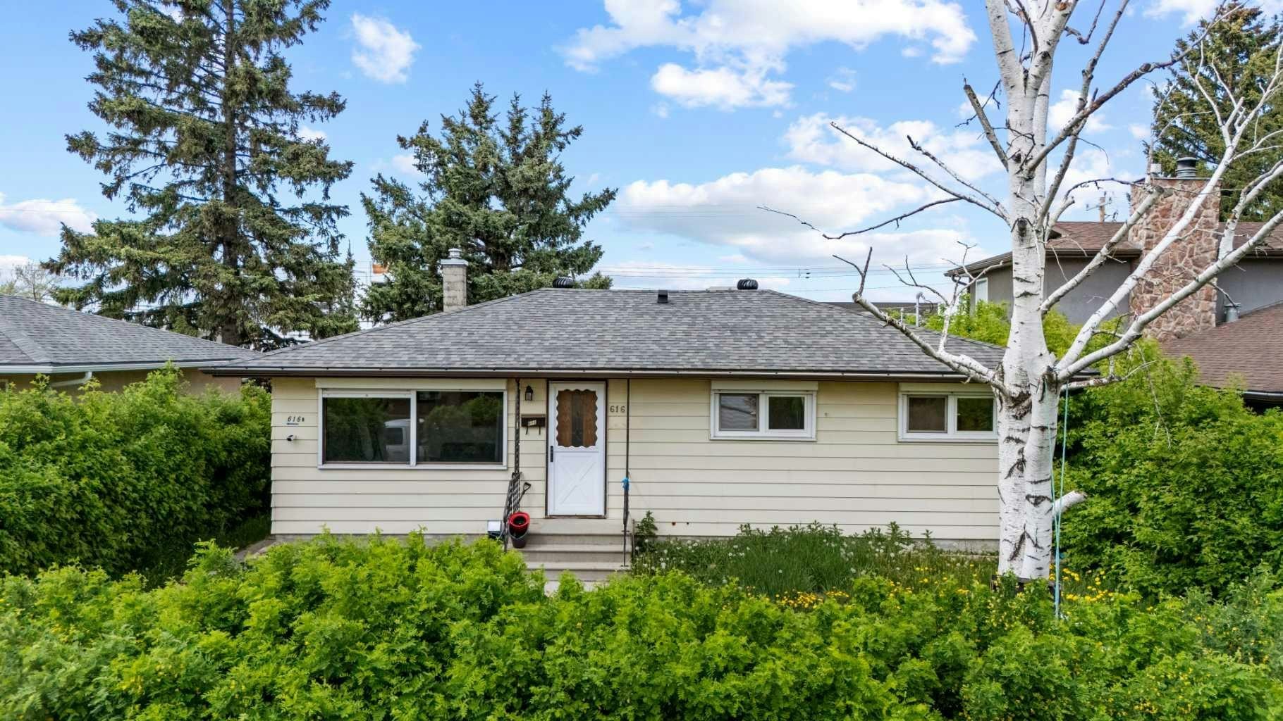 616 34 Avenue NE, Calgary, AB, T2E 2K2