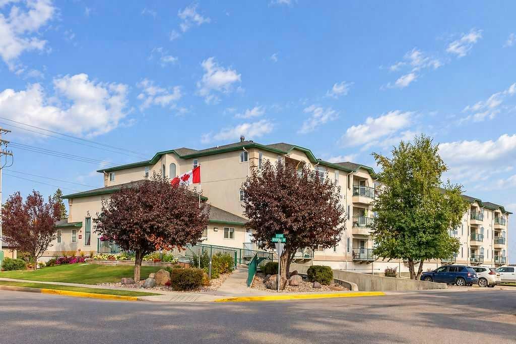 211-5120 51 Avenue, Town Of Vermilion, AB, T9X 1E4