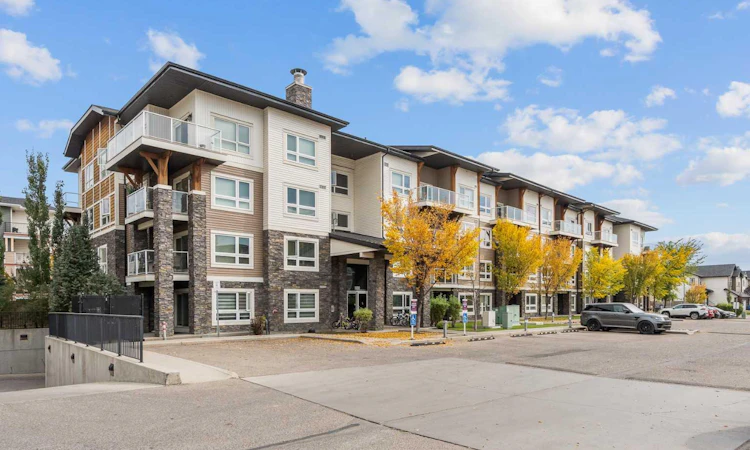 1406-240 Skyview Ranch Road NE