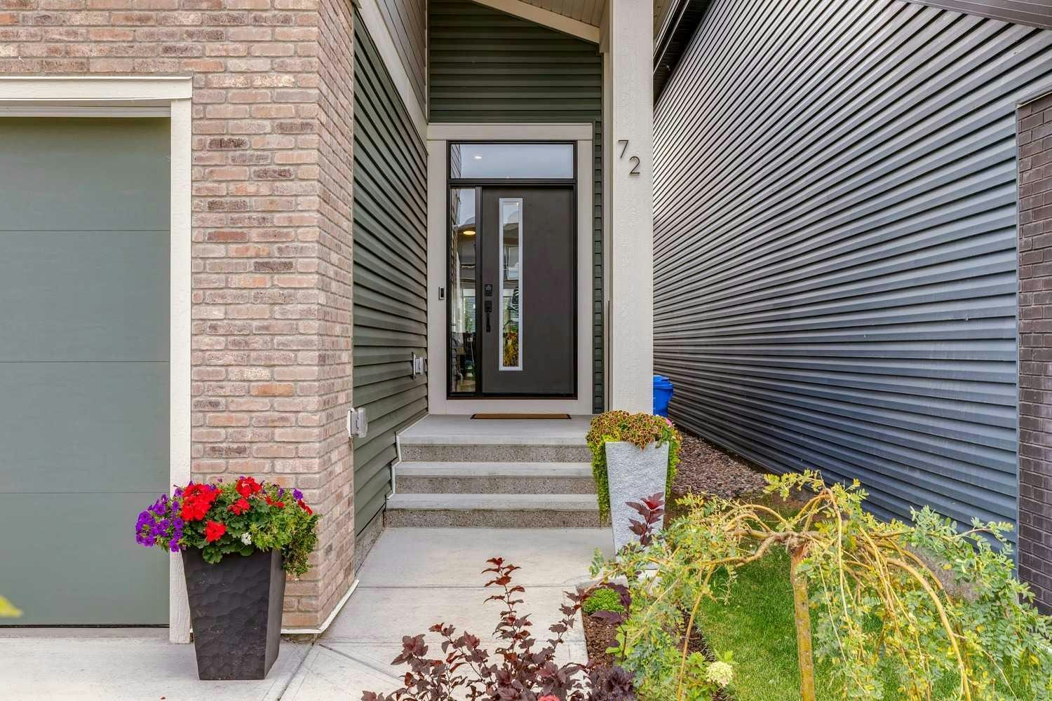 72 Wolf Hollow Villas SE, Calgary, AB, T2X 5K2