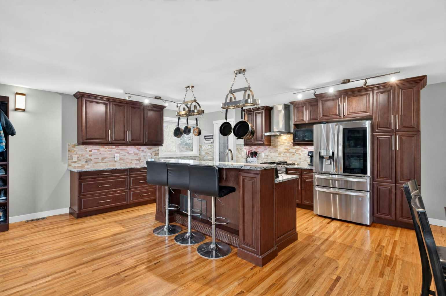 907 Ranchview Crescent NW, Calgary, AB, T3G 1A4