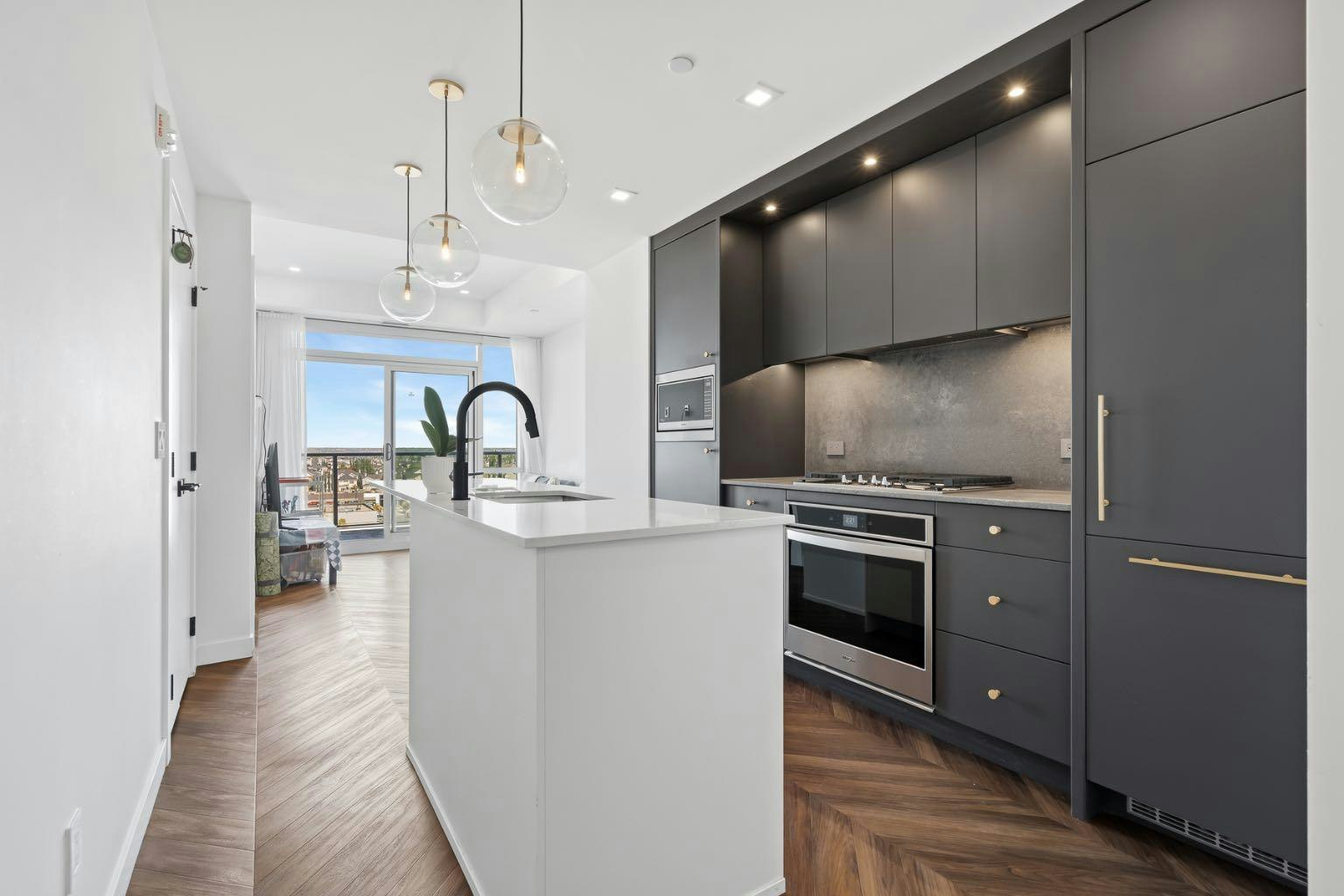 707-8505 Broadcast Avenue SW, Calgary, AB, T3H 6B5