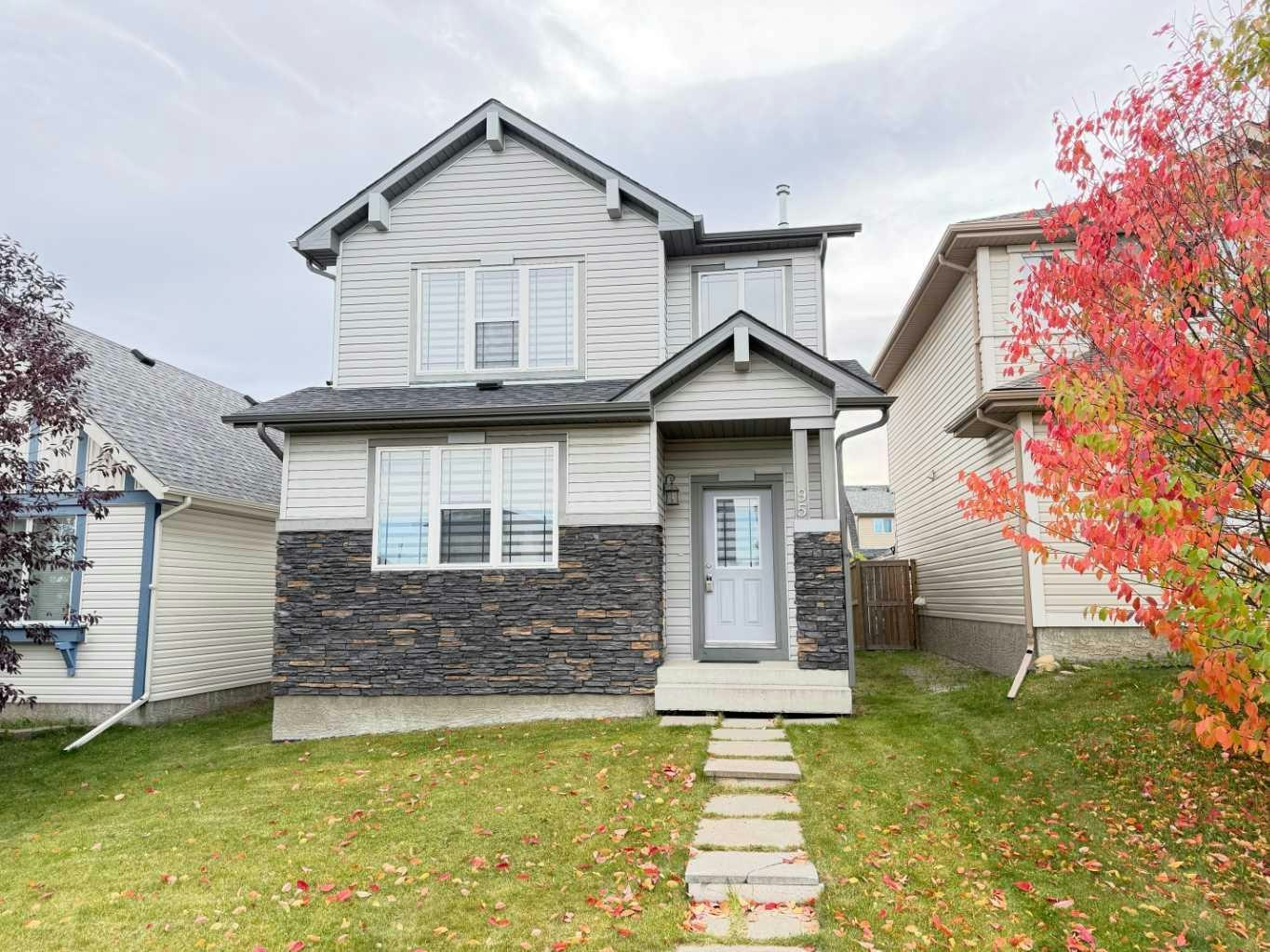 95 Panora Close NW, Calgary, AB, T3K 0G4