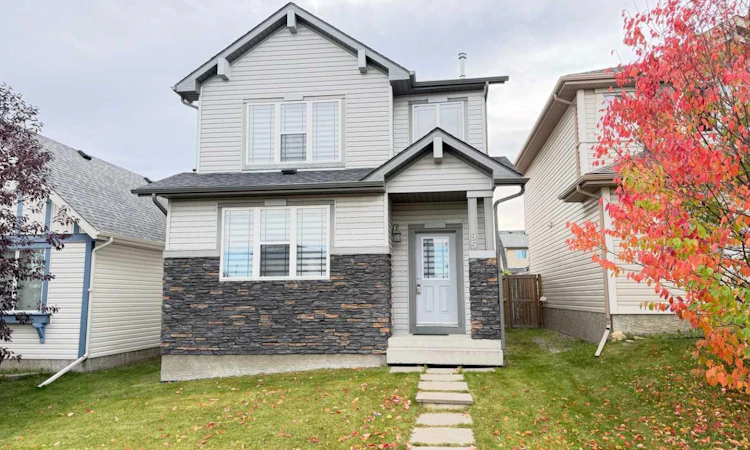 95 Panora Close NW