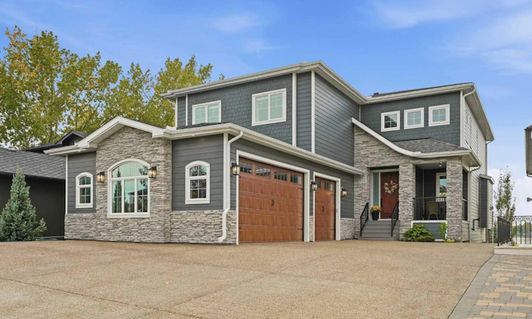 435 East Chestermere Drive