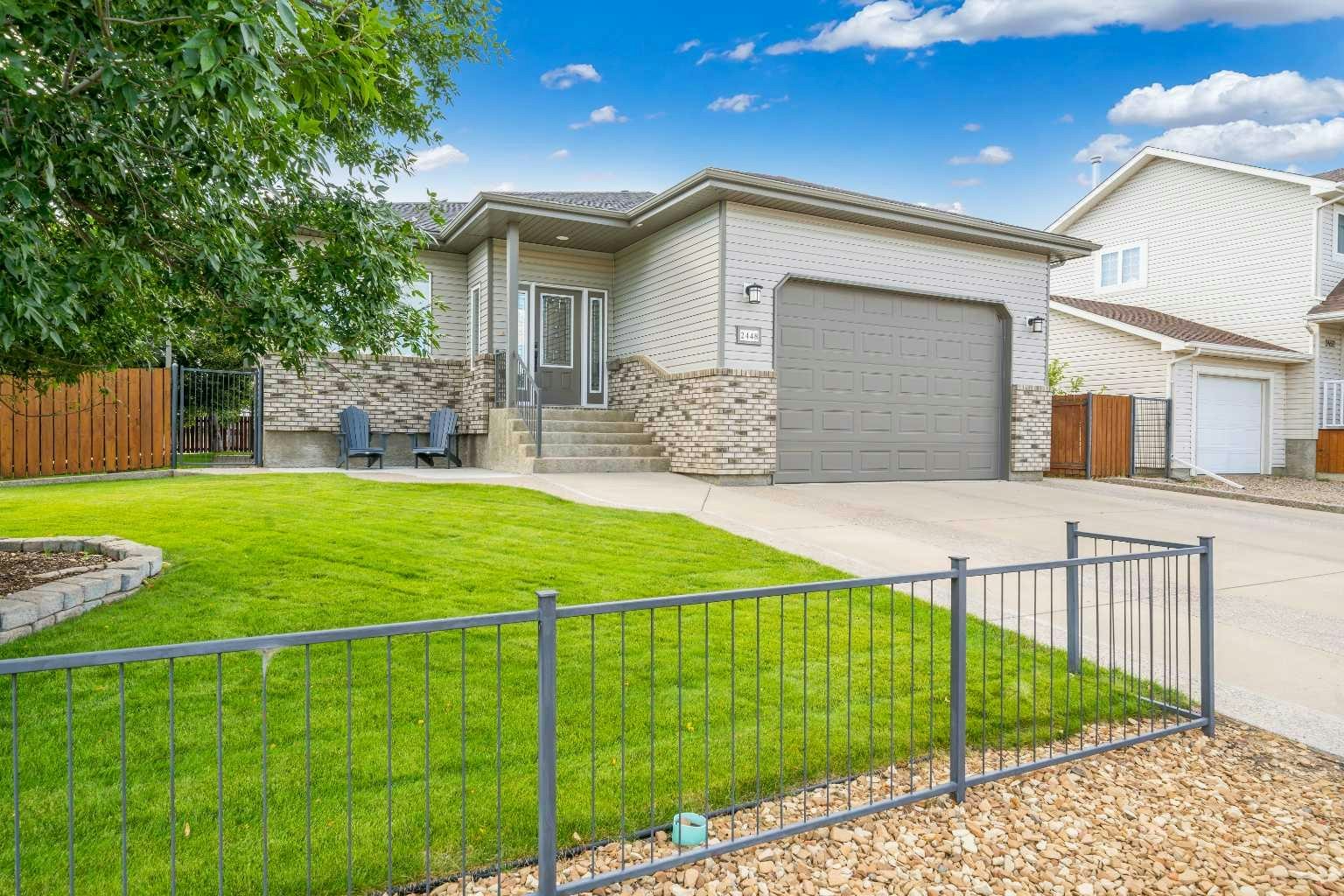 2448 7 Avenue NE, Medicine Hat, AB, T1C 1Y6