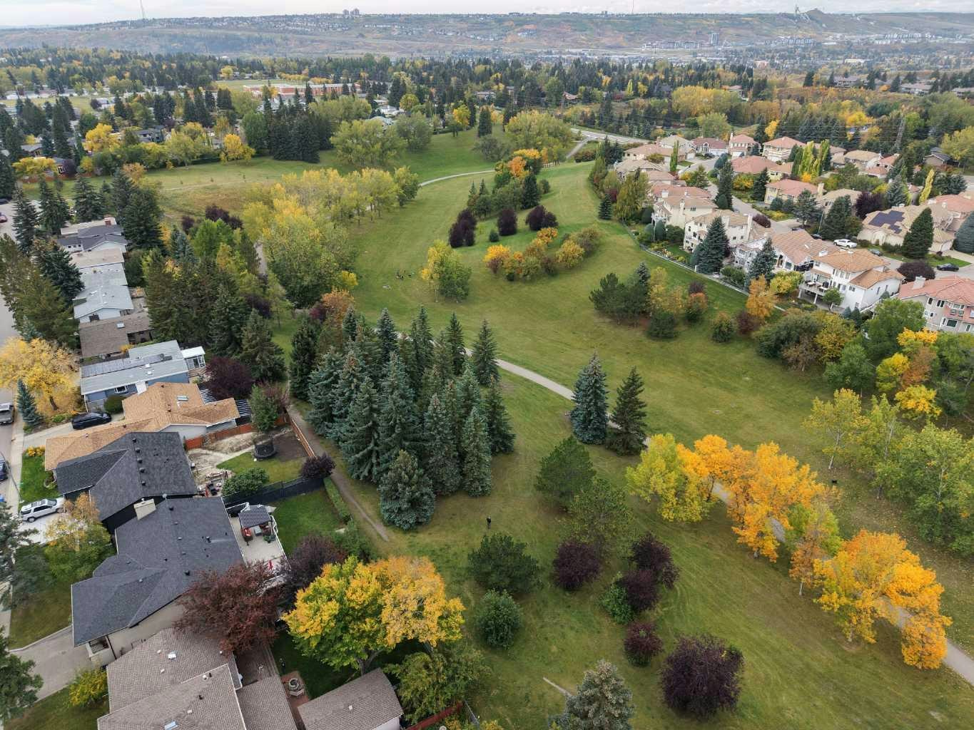 5011 Viceroy Drive NW, Calgary, AB, T3A 0V2