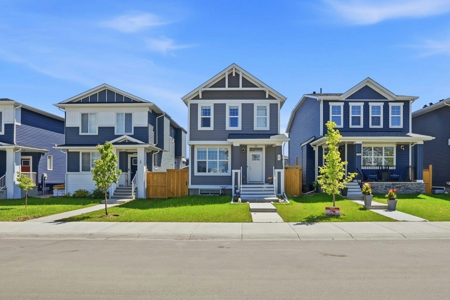 908 West Lakeview Drive, Chestermere, AB, T1X 2N3