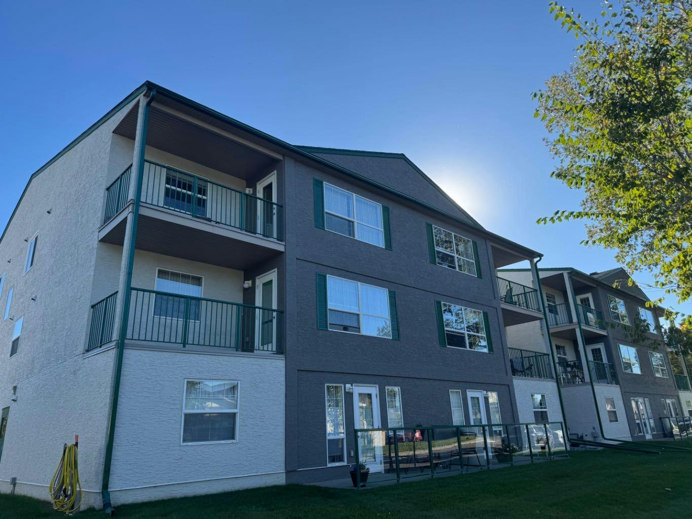 204-105 7 Avenue SE, High River, AB, T1V 1T8