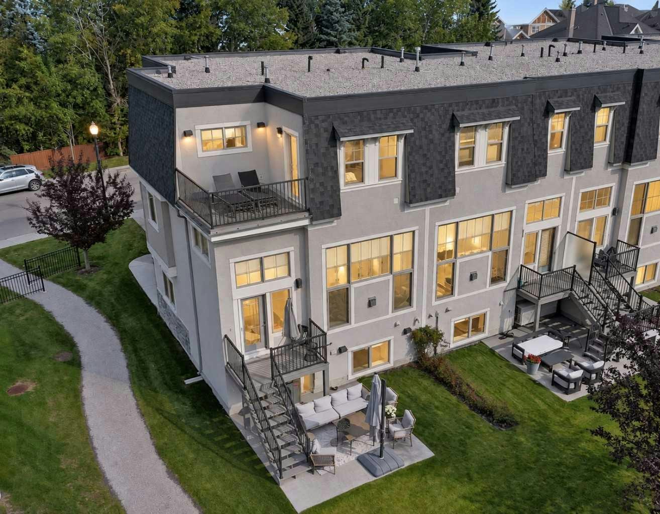 9045 Wentworth Avenue SW - 2