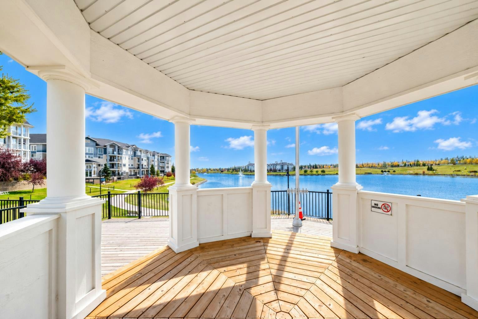 3118-10 Country Village Park NE, Calgary, AB, T3K 0W5