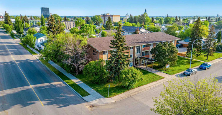 305-10105 107 Avenue, Grande Prairie, AB, T8V 1M1