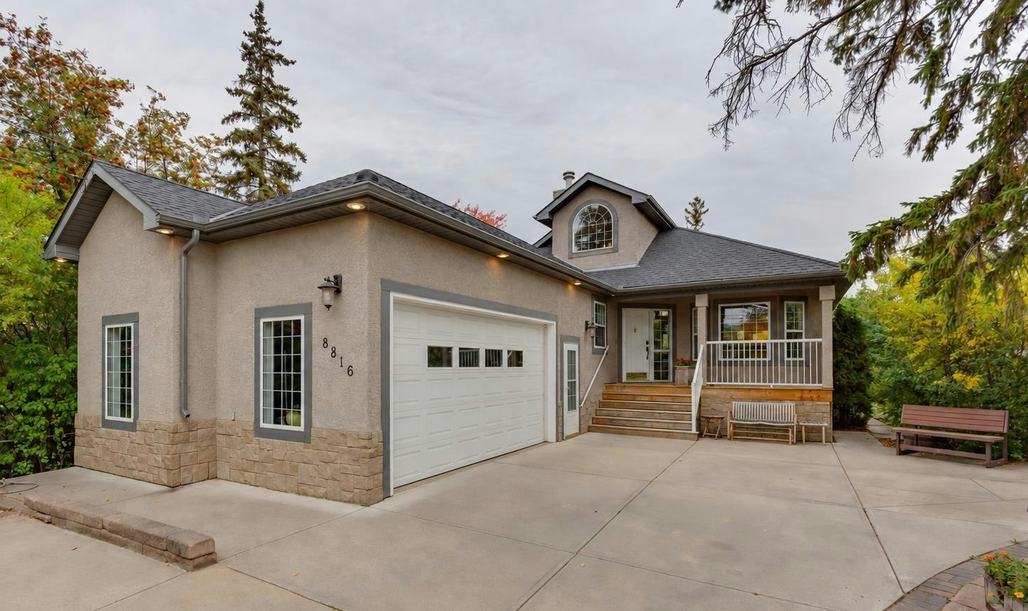 8816 48 Avenue, Calgary, AB, T3B 2B2