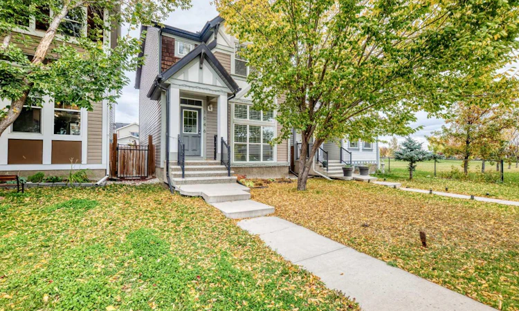 1046 New Brighton Park SE