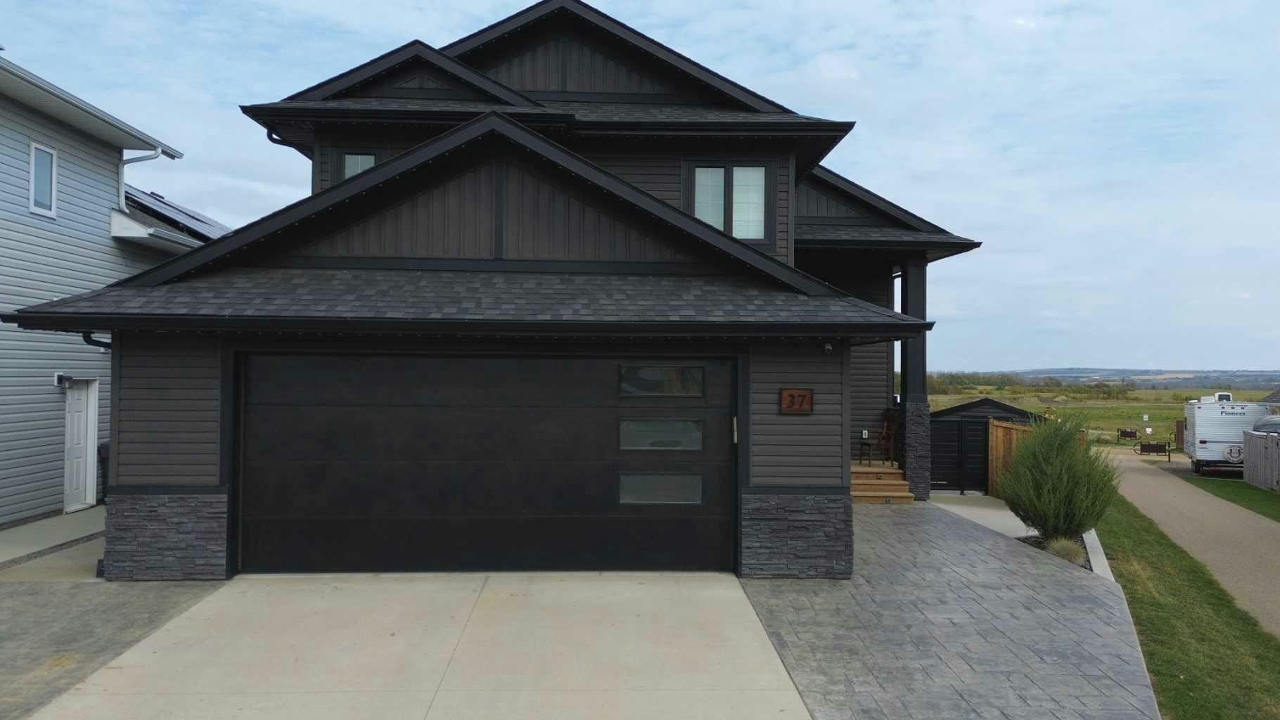 37 Murphy Close SW, Blackfalds, AB, T4M 0H5