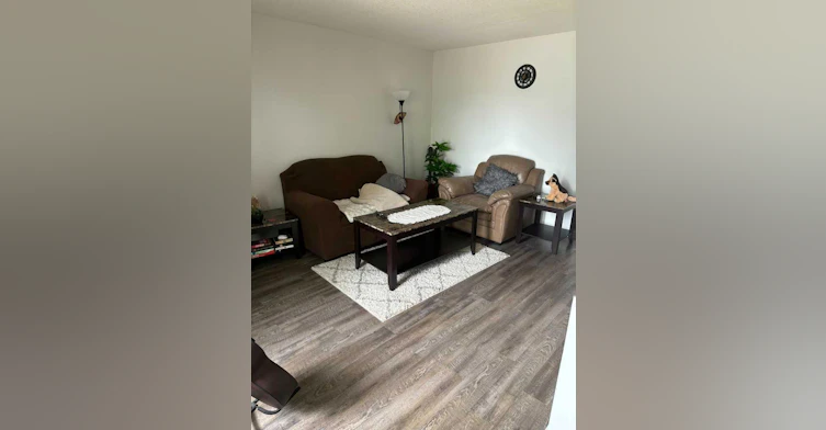 1-1234 9 Avenue N, Lethbridge, AB, T1H 1G7 - 3