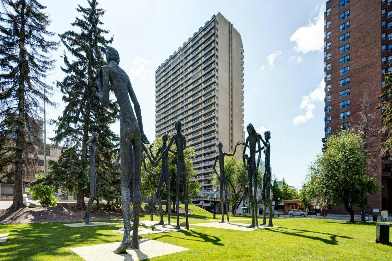 1004-221 6 Avenue SE, Calgary, AB, T2G 4Z9