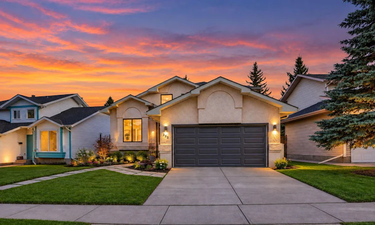 355 Millrise Drive SW