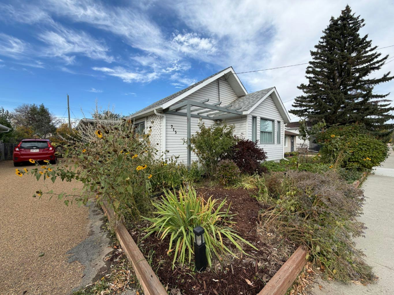 715 1 Street SW, Drumheller, AB, T0J 0Y6