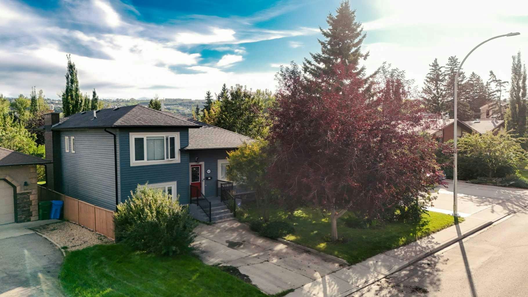 5820 Bowwater Crescent NW, Calgary, AB, T3B 2E2
