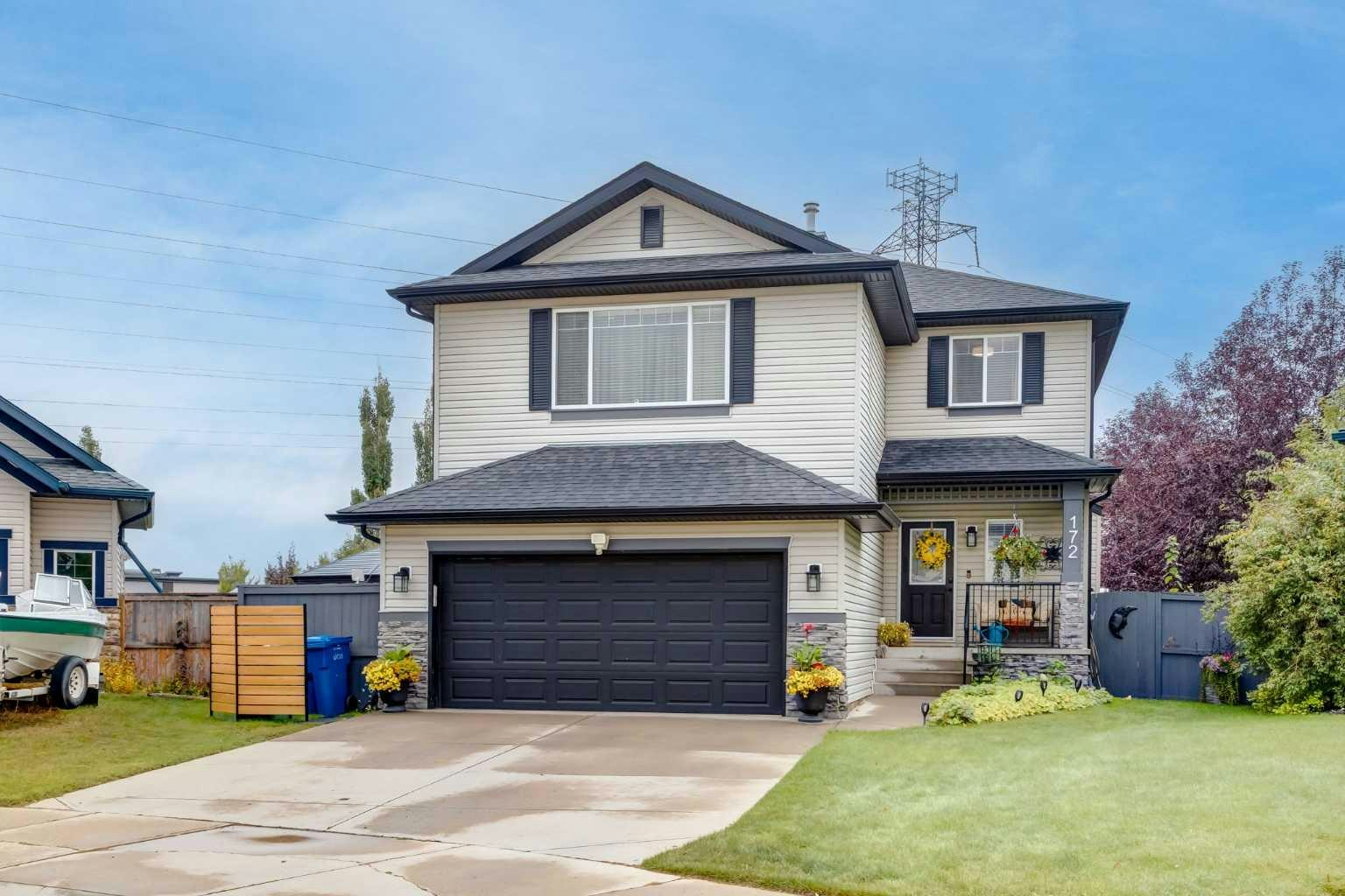 172 Oakmere Way, Chestermere, AB, T1X 1N6