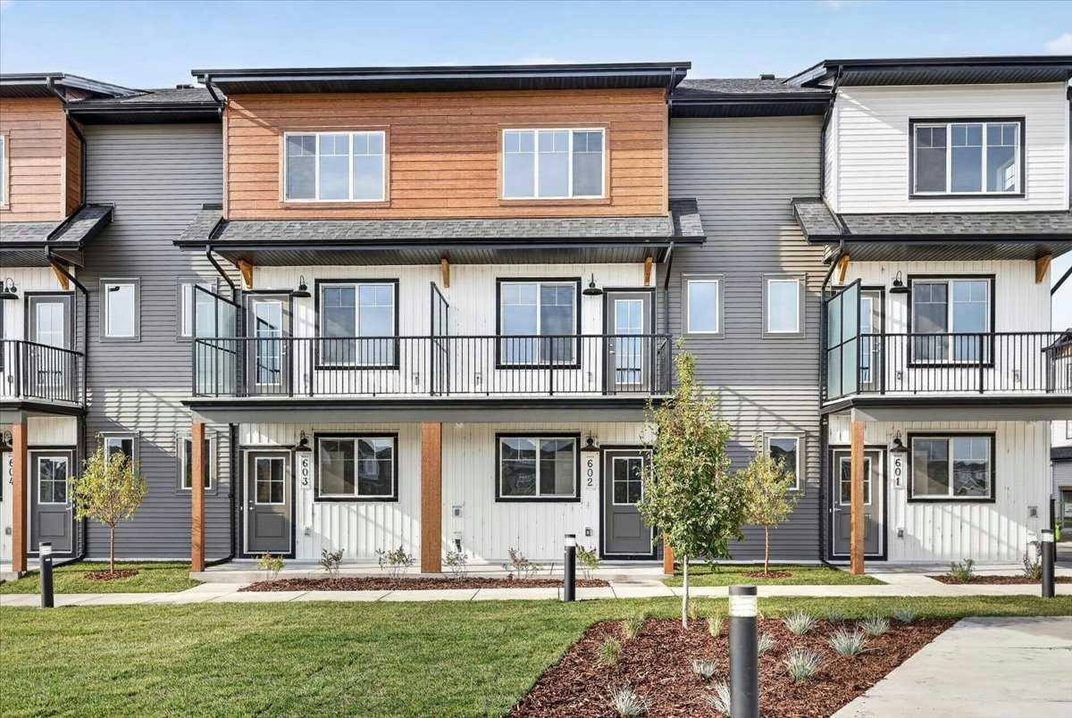 602-321 Hotchkiss Drive SE, Calgary, AB, T3S 0X5