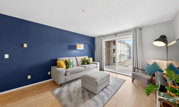 206-2000 Citadel Meadow Point NW