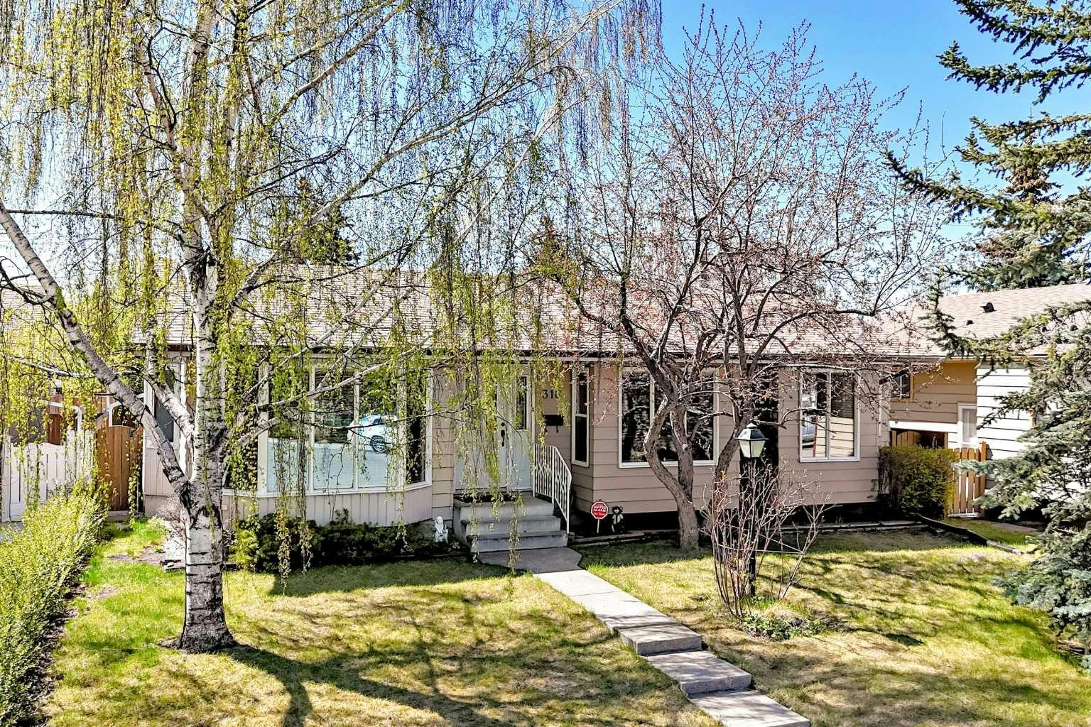 316 Glamorgan Place SW, Calgary, AB, T3E 6M2