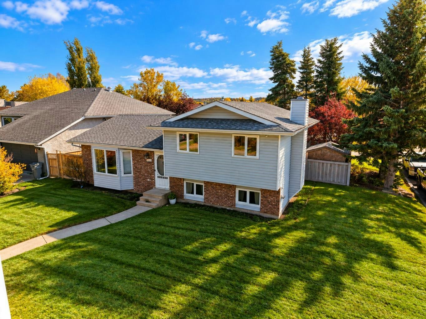 86 Harolds Hllow, Whitecourt, AB, T7S 1C4