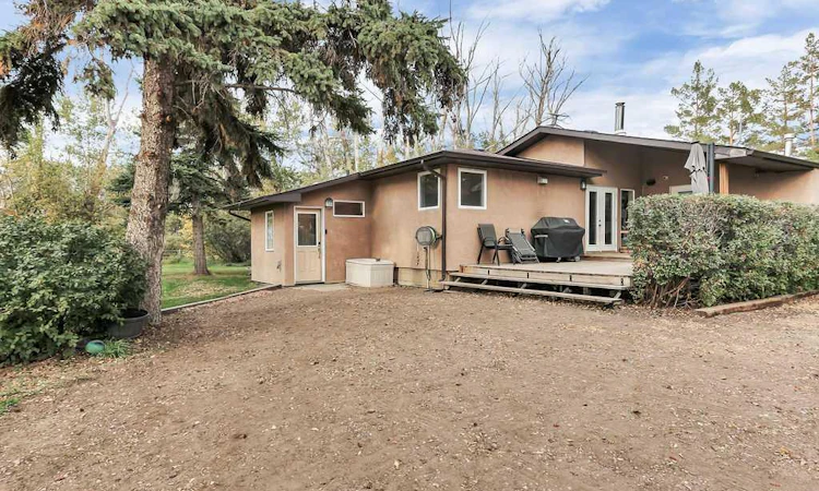 39126 Range Road 262