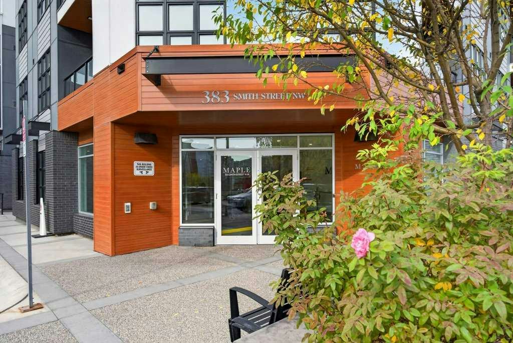 201-383 Smith Street NW, Calgary, AB, T3B 6J9
