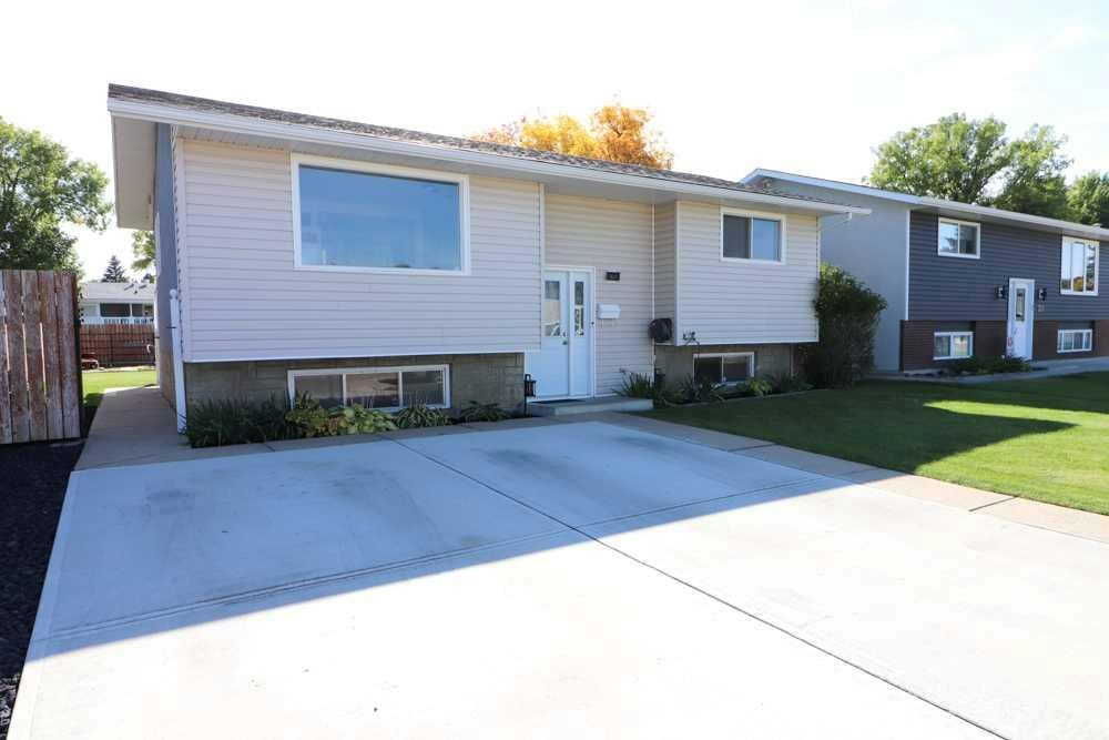 327 19 Street NE, Medicine Hat, AB, T1C 1B2