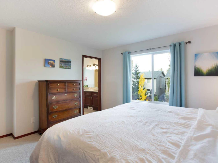 66 Cougarstone Close SW, Calgary, AB, T3H 5J4 - 22