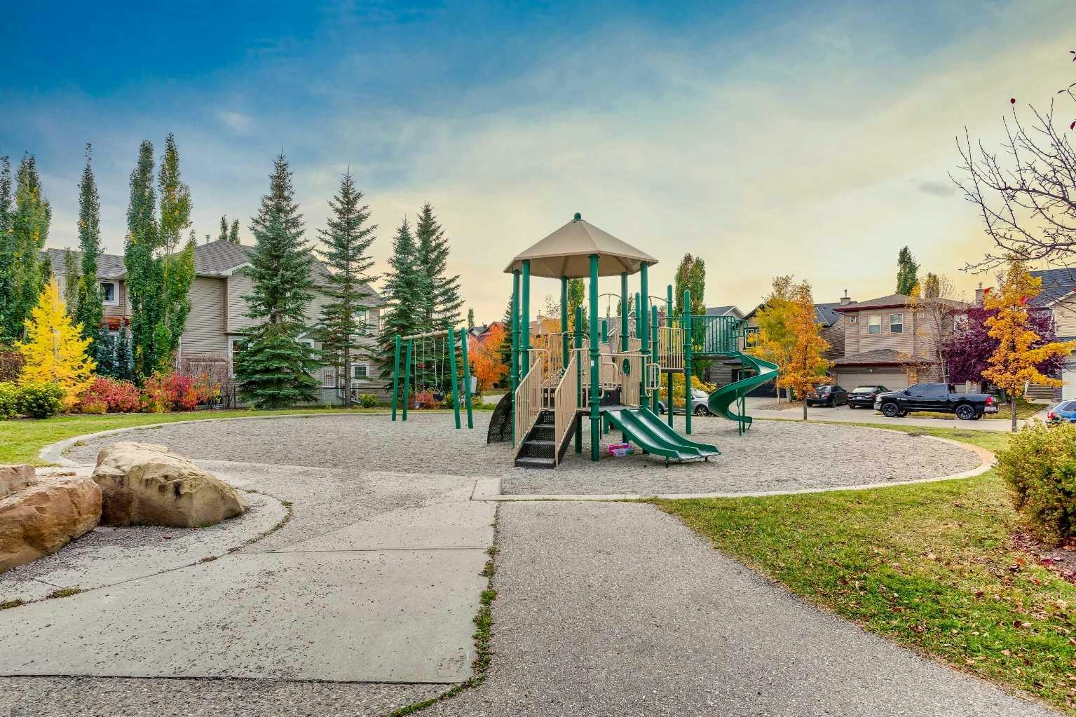 66 Cougarstone Close SW, Calgary, AB, T3H 5J4 - 35