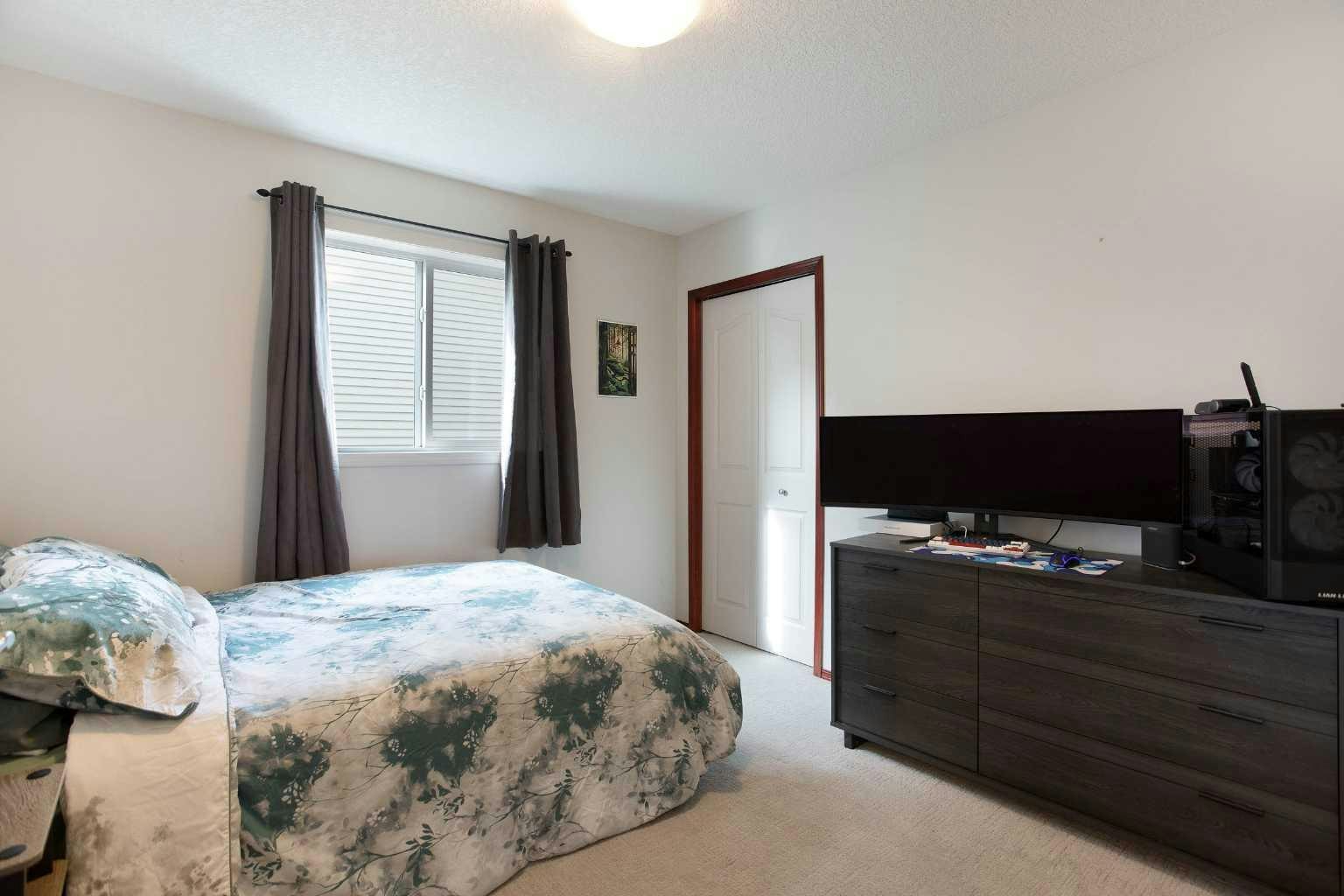 66 Cougarstone Close SW, Calgary, AB, T3H 5J4 - 26