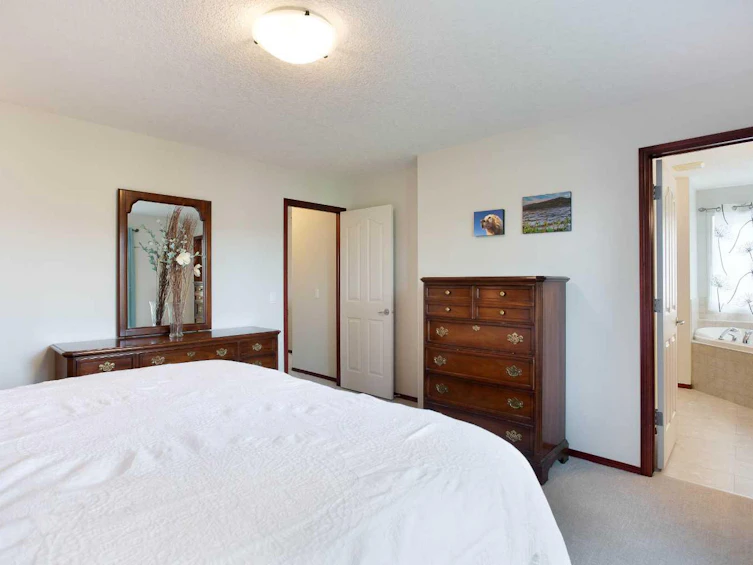 66 Cougarstone Close SW, Calgary, AB, T3H 5J4 - 23