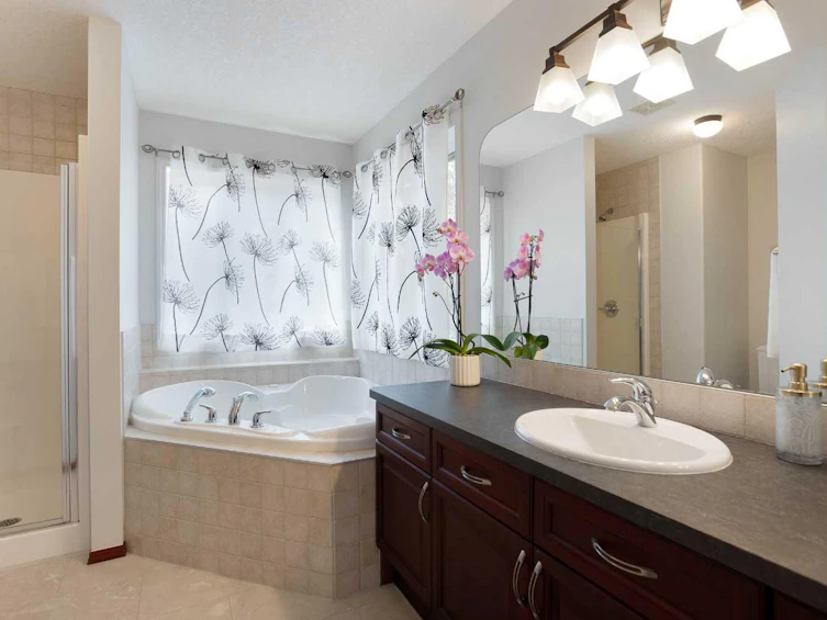 66 Cougarstone Close SW, Calgary, AB, T3H 5J4 - 24